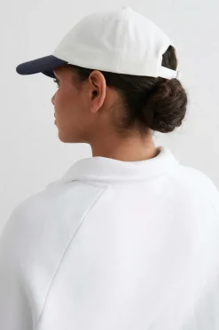 Aim'n Kasket Small Logo Cap