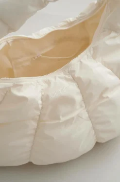 Aim'n Taske Croissant Bag