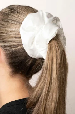 Brushworks Giftbox Limited Edition Large Cloud Scrunchies