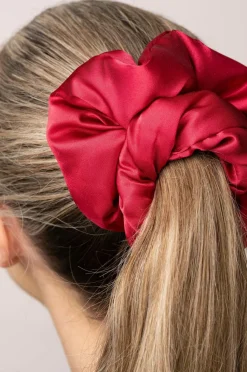 Brushworks Giftbox Limited Edition Large Cloud Scrunchies