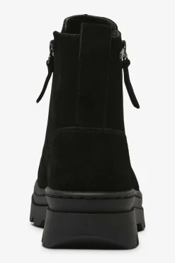 Duffy Boots