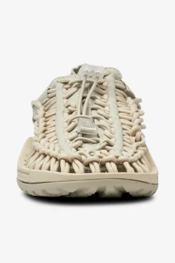 Duffy Sandaler
