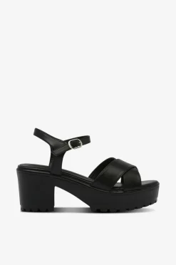 Duffy Sandaler med hæl
