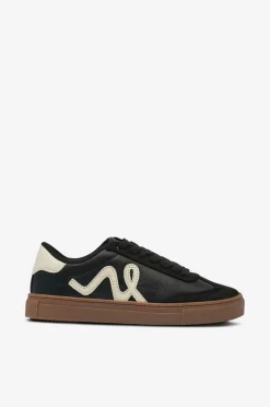 Duffy Sneakers