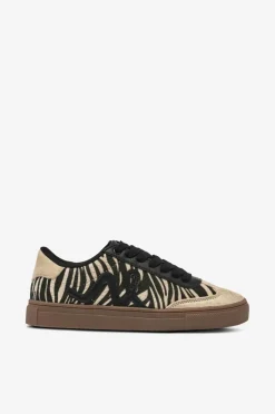 Duffy Sneakers