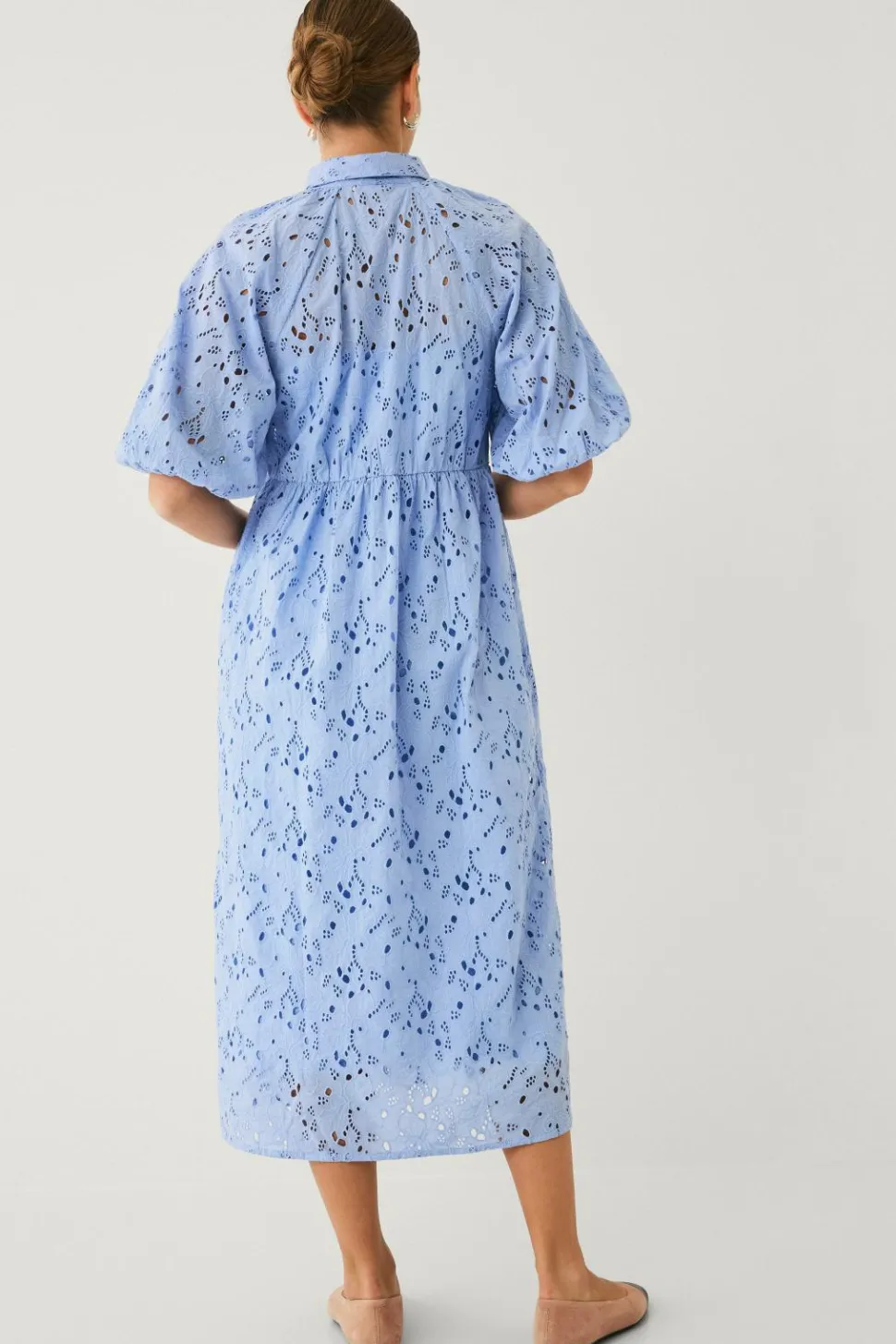 Ellos Collection Kjole i engelsk broderi