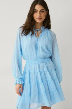 Ellos Collection Kort chiffon kjole med mod