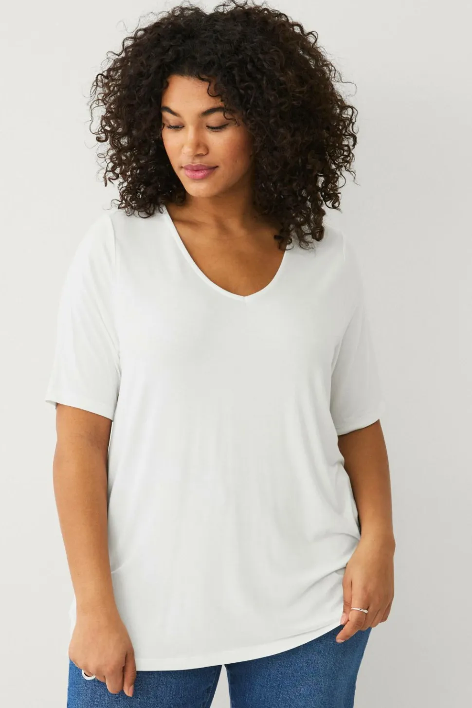 Ellos Plus collection Blød top med V-hals