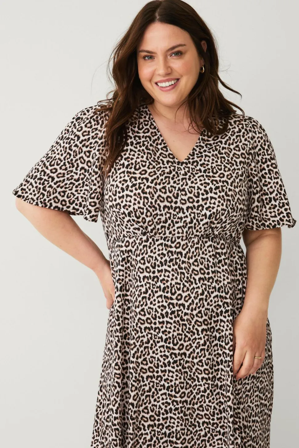 Ellos Plus collection Maxikjole med V-hals