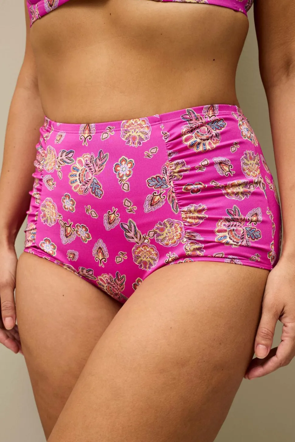 Ellos Plus collection Maxi Bikinitrusse med formende effekt