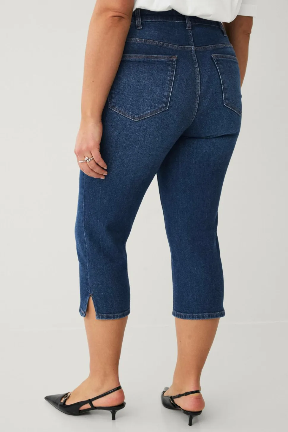 Ellos Plus collection Caprijeans