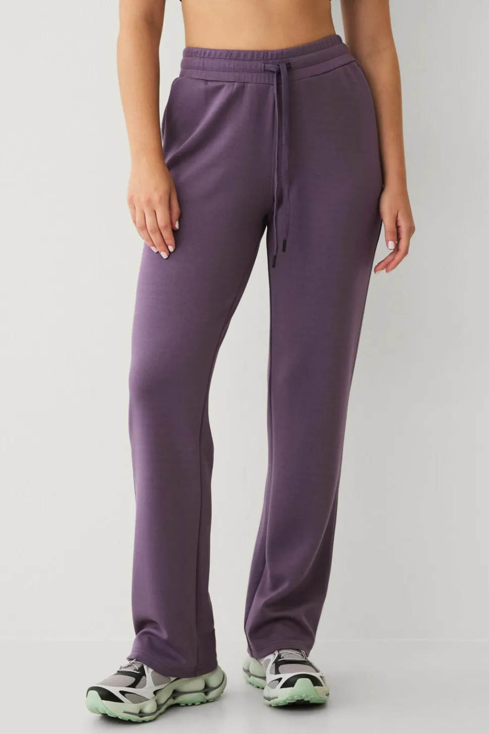 Ellos STUDIO Sweatpants Tech Sweatpants Straight