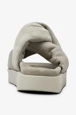 INUIKII Sandaler Soft Crossed Suede