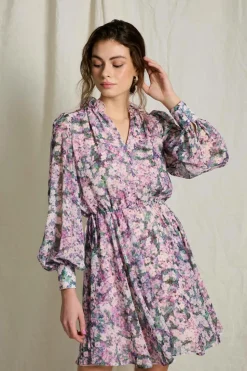Joelle Kort chiffon kjole med justerbar talje