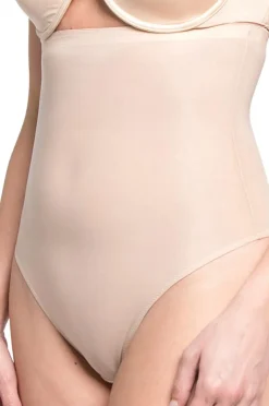 MAGIC Bodyfashion Shapingtrusse Hi Waist Thong - medium support