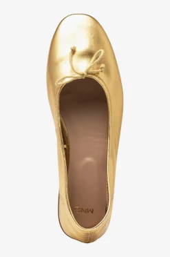 Mango Ballerinasko Baila