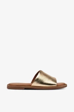 Tamaris Slip ons