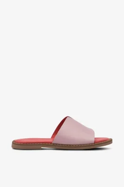 Tamaris Slip ons