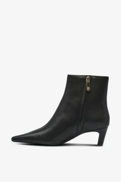 Tommy Hilfiger Boots TH Square Toe Kitten Bootie