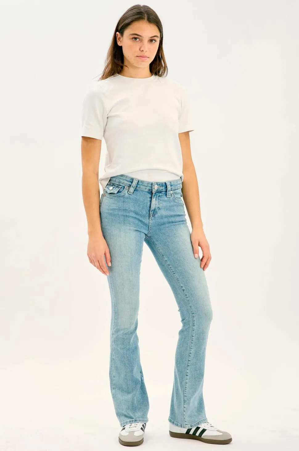 True Religion Jeans Becca Mid Rise Boot Cut Flap