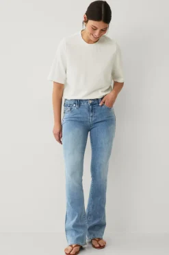 True Religion Jeans Becca Mid Rise Boot Cut Flap