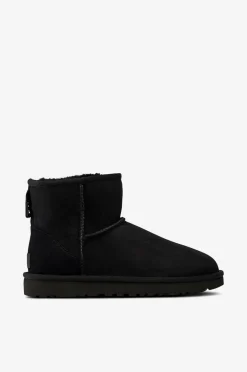 UGG Boots Classic Mini II