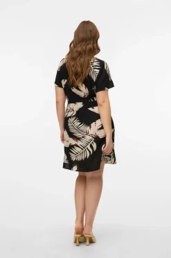 Vero Moda Curve Kjole vmcEasy Joy SS Short Dress Wvn