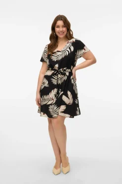 Vero Moda Curve Kjole vmcEasy Joy SS Short Dress Wvn