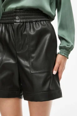 Vila Shorts viMiriam HW