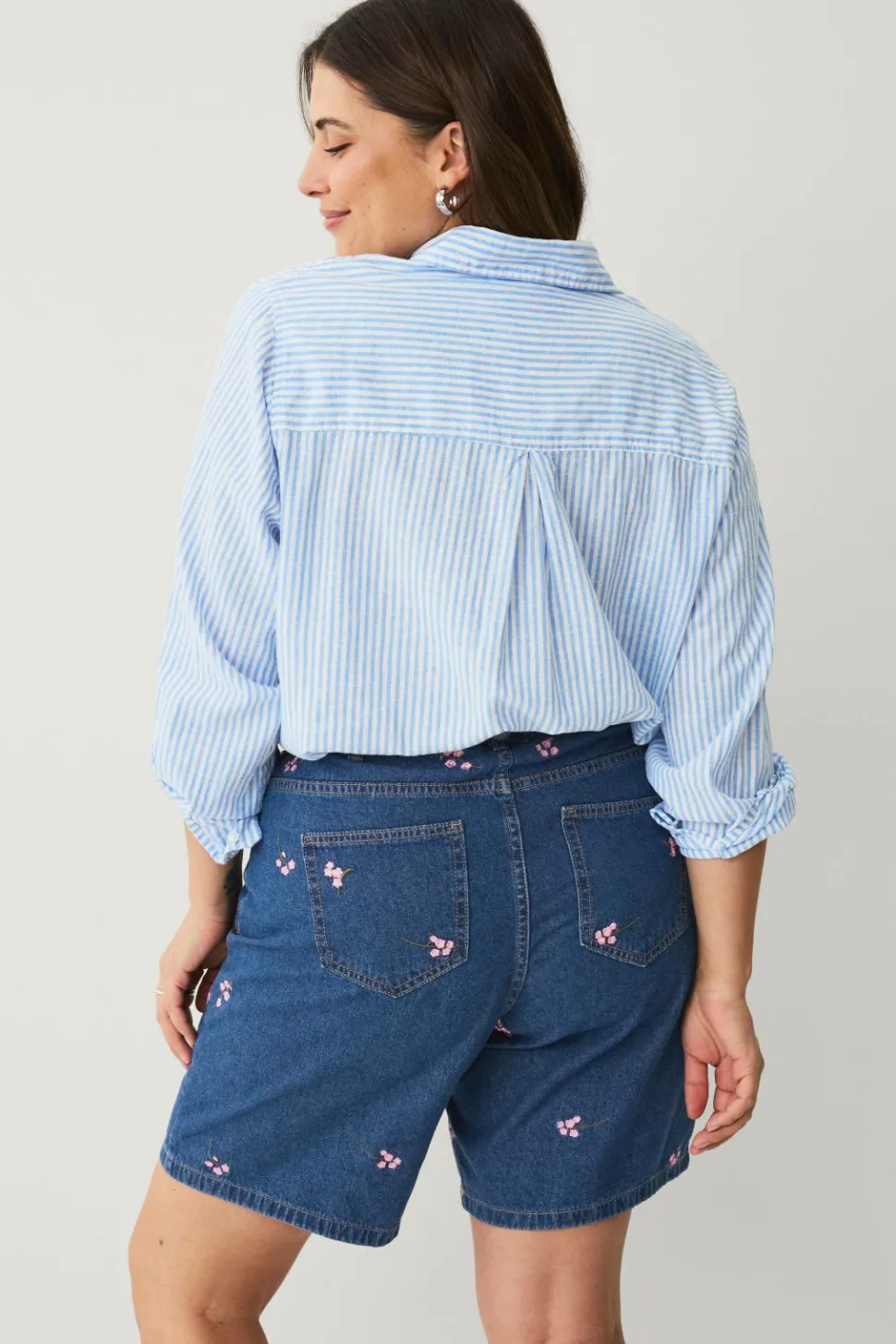 Zizzi Denimshorts jEva Embroidery Shorts