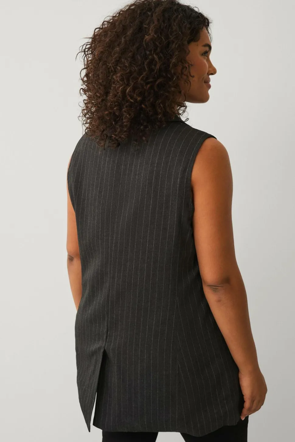 Zizzi Vest mBania